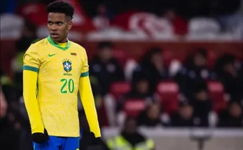 Imagem ilustrativa da imagem Entenda a lesão muscular de grau quatro, que pode tirar Estêvão da Copa