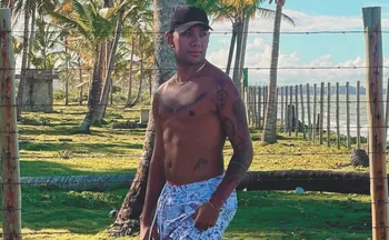 Imagem ilustrativa da imagem Familiar de passista morto em acidente: "Meu irmão amava a vida"