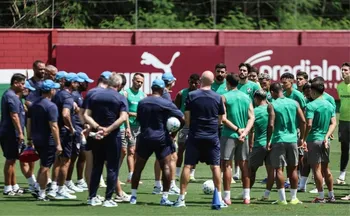 Imagem ilustrativa da imagem Fluminense joga de olho na liderança do Brasileirão