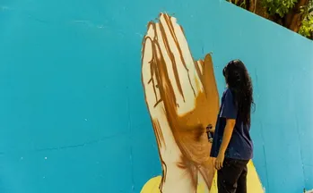 Imagem ilustrativa da imagem Grafite e fé marcam subida ao Convento na Festa da Penha 2026