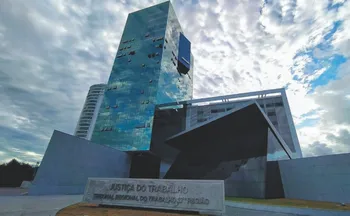 Imagem ilustrativa da imagem Indenizações de até R$ 10 mil por barata na comida