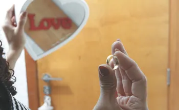 Imagem ilustrativa da imagem “Infidelidade financeira” está entre os principais motivos de divórcio