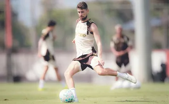 Imagem ilustrativa da imagem Jorginho desfalca o Flamengo na estreia da Libertadores