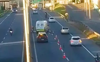 Imagem ilustrativa da imagem Mulher morre atropelada na Rodovia do Contorno, em Cariacica