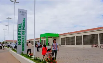 Imagem ilustrativa da imagem Mulher morre e mais de 100 pessoas buscam hospital após comerem em pizzaria