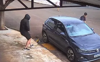 Imagem ilustrativa da imagem Neto viaja mais de 600 km, mata o avô e rouba joias de ouro do idoso no PR