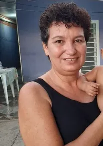 Imagem ilustrativa da imagem Professora é morta a tiros na calçada de casa em SC