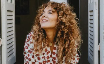 Imagem ilustrativa da imagem Tamy canta Roberto Carlos na levada do pagode baiano