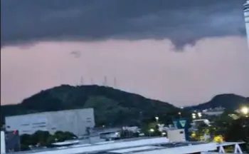 Imagem ilustrativa da imagem Vitória registra mais de 2 mil raios durante tempestade na última terça