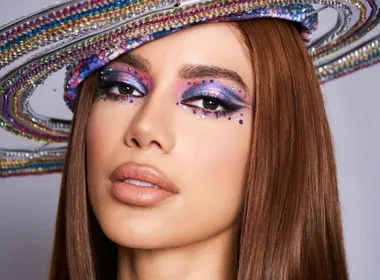 Imagem ilustrativa da imagem Anitta diz que suas fotos recentes não “condizem com sua real beleza"