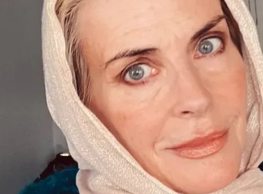 Imagem ilustrativa da imagem Annabel Schofield, atriz e modelo icônica dos anos 1980, morre nos EUA