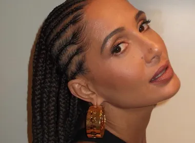 Imagem ilustrativa da imagem Camila Pitanga tem celular roubado e alerta seguidores sobre possíveis mensagens