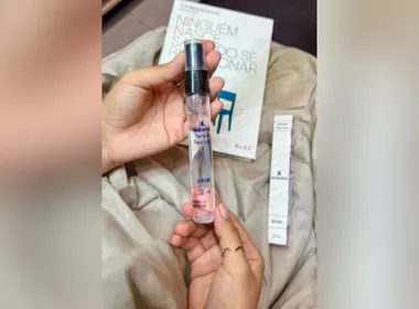 Imagem ilustrativa da imagem Cheiro de livro novo vira perfume e chega às livrarias brasileiras