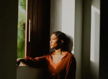 Imagem ilustrativa da imagem Luedji revela que retirou tumor na perna e enfrentou risco de amputação