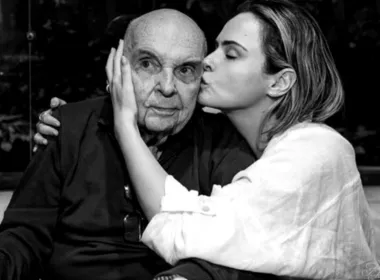 Imagem ilustrativa da imagem Morre pai de Ana Paula Renault e família decide não comunicar a participante do BBB