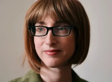 Imagem ilustrativa da imagem "Querida Debbie": de conselheira de esposas a justiceira