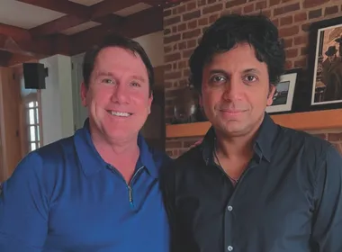 Imagem ilustrativa da imagem Sparks e Shyamalan unem seus talentos