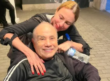 Imagem ilustrativa da imagem Stênio Garcia recebe alta após ser hospitalizado; 'dias muito tensos', diz mulher