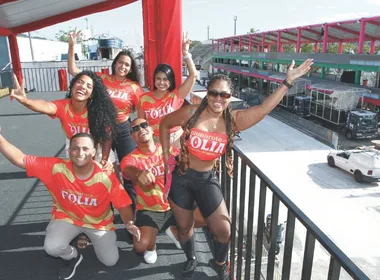 Imagem ilustrativa da imagem Últimas vagas para curtir o Carnaval de Vitória no Camarote Folia