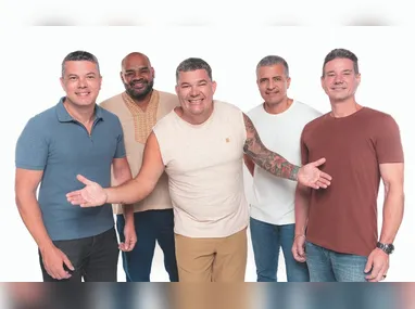 “Vou cantar essas músicas ao vivo e do jeito que tem que ser: no trio, com o povo cantando junto”, diz Tomate