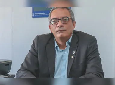 Professor analista de relações internacionais, Daniel Carvalho