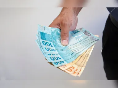 Relatório da PF entregue ao STF também aponta indícios de crimes que podem ter sido cometidos pelo ministro Dias Toffoli