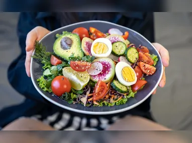 Profissionais de saúde e pacientes que tiverem acesso às canetas devem comunicar o caso à agência ou às vigilâncias sanitárias locais