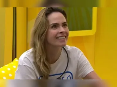 Composições chegam oficialmente às plataformas de áudio em versões da própria artista