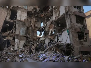 Presidente da República, Luiz Inácio Lula da Silva, durante declaração conjunta à imprensa. Jardim do Palacete de São Bento, Portugal