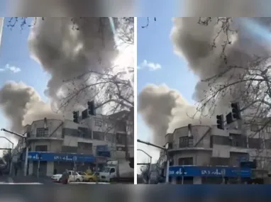 Manifestantes seguram cartazes e retratos do Líder Supremo do Irã, o Aiatolá Ali Khamenei, durante um protesto contra os ataques dos EUA e de Israel contra o país