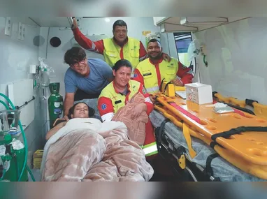 Pronto Atendimento da Glória, onde Robson  Sacramento (destaque) e o colega foram alvo de insultos