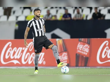 Textor afirmou que o clube tem elenco suficiente para conquistar títulos