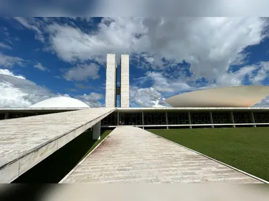 Imagem ilustrativa da imagem Brasil mantém pior posição em ranking global de corrupção, aponta ONG