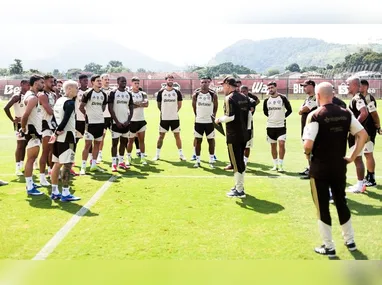 Bruno Henrique tem 18 títulos vestindo a camisa do Flamengo