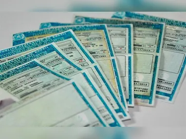 Mais de 800 quilos de cabos inutilizados foram retirados neste domingo (15).