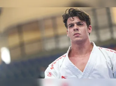 Atacante Artur durante partida do Botafogo no Campeonato Brasileiro