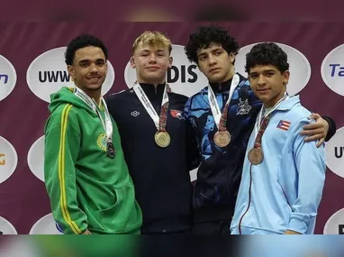 Leomir Constanço foi mantido como técnico do Serra após o vice