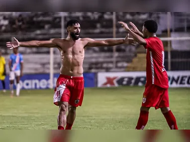 Jogadores da Tiva comemoram