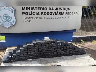 Segundo a Guarda Municipal, o cabo, que conduzia um T-Cross, estava com fortes sinais de embriaguez