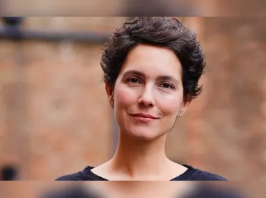 Kelly Key publicou foto ao lado de Mico Freitas no hospital e enquanto aguardava por exames