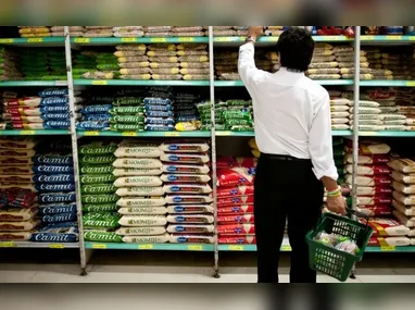 Imagem ilustrativa da imagem Cesta básica fica mais cara em 14 capitais no mês de fevereiro. Veja quais