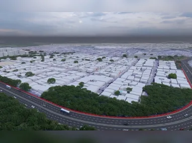 Cinco pessoas estariam envolvidas na ocorrência: duas em um veículo prata, duas em um veículo vermelho e o condutor da motocicleta.