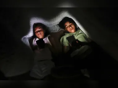 O X havia anunciado em meados de janeiro uma limitação de sua ferramenta de IA nos países onde a criação desse tipo de imagem é ilegal