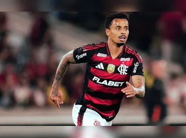 Imagem ilustrativa da imagem Corinthians vence Santos e encaminha contratação de Allan, do Flamengo
