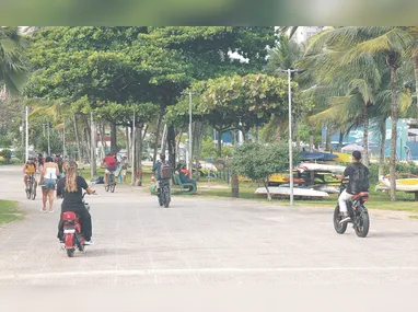 Imagem ilustrativa da imagem Detran estuda o uso de radar móvel para fiscalizar bike elétrica