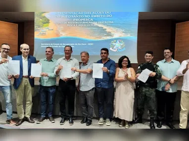 Feira de Antiguidades realizada na Rua da Lama em Jardim da Penha