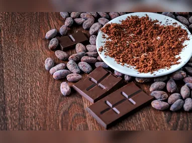 Imagem ilustrativa da imagem Entenda o projeto que muda embalagem do chocolate e quer fim do 'meio amargo fake'