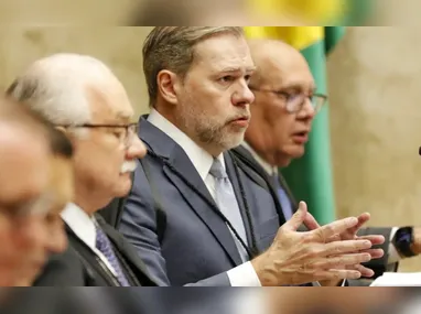 Dentre os acidentes com veículos de carga, as colisões frontais foram as que mais resultaram em mortes