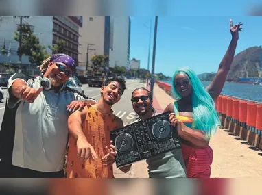 Integrantes do bloco Expumar, que vai marcar presença no banho de mar contando a história do povo cigano