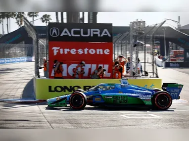 O espanhol Alex Palou venceu o GP de Long Beach e é líder do campeonato da Fórmula Indy